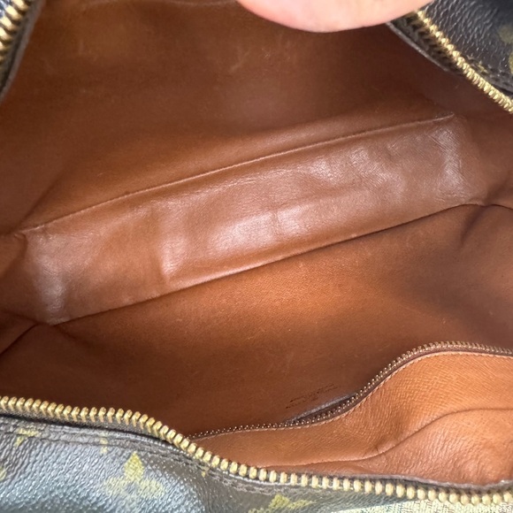 Louis Vuitton Vintage Brown Monogram Crossbody Bag with Fringe - Picture 12 of 16